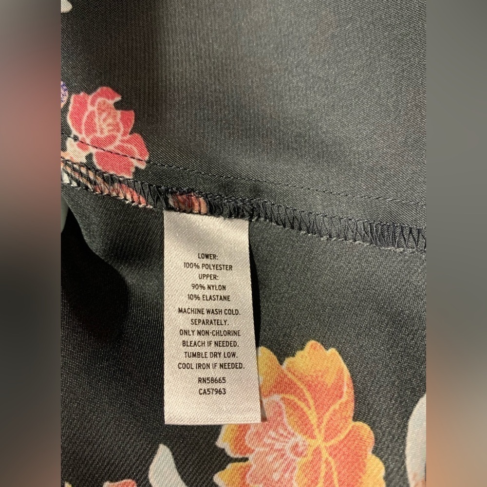 Excellent condition, Chelsea28 Nordstrom "Exotic Floral" Babydoll, Size Medium - Picture 8 of 8